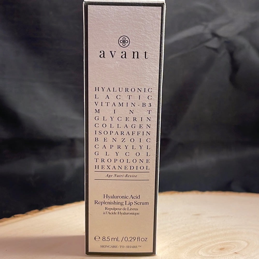 Lip serum